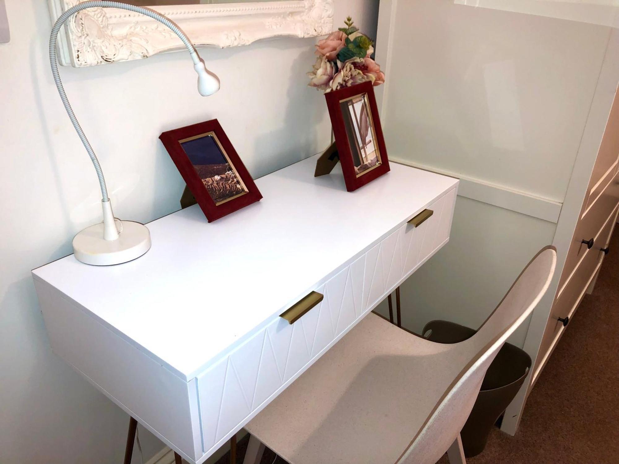 באת' Contemporary Large Apartment In An Ideal Location מראה חיצוני תמונה