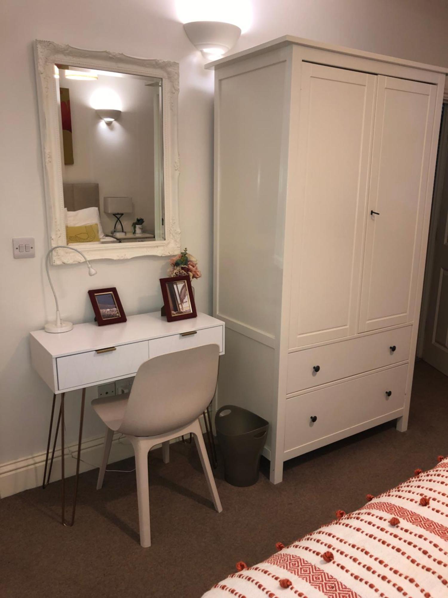 באת' Contemporary Large Apartment In An Ideal Location מראה חיצוני תמונה